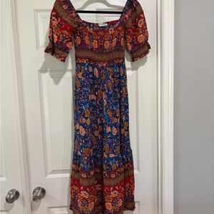 Floral Bohemian Maxi Dress - Small